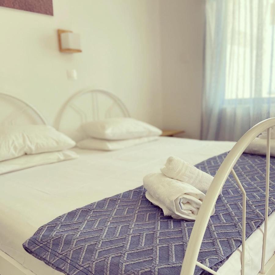 Spanos Apartments Áyios Pétros Eksteriør bilde