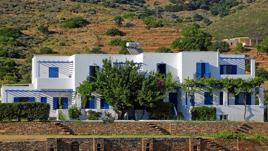 Spanos Apartments Áyios Pétros Eksteriør bilde