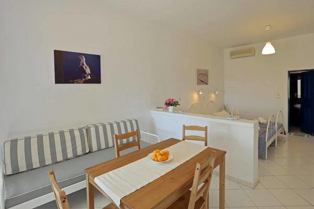 Spanos Apartments Áyios Pétros Eksteriør bilde